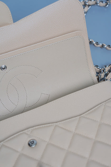 Chanel Jumbo Double Flap in Beige Caviar