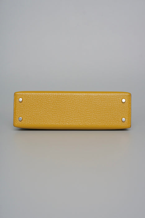 Hermes Kelly 20 in Jaune Ambre Verso Gold Phw