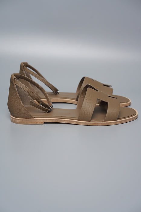 Hermes Santorini Sandals in Etoupe Size 38.5 (Brand New)