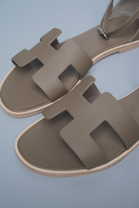 Hermes Santorini Sandals in Etoupe Size 38.5 (Brand New)