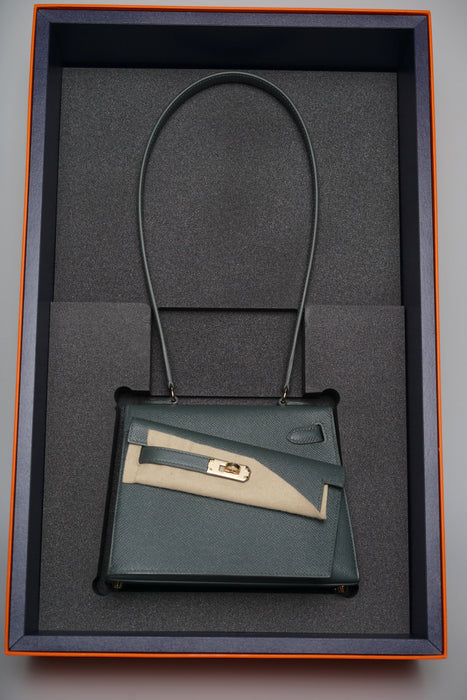 Hermes Kelly Sellier Desordre in Vert Mangrove Permabrass (Brand New)