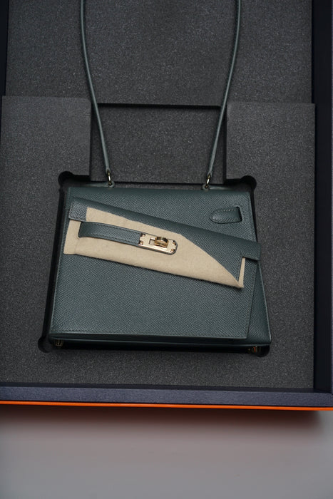 Hermes Kelly Sellier Desordre in Vert Mangrove Permabrass (Brand New)