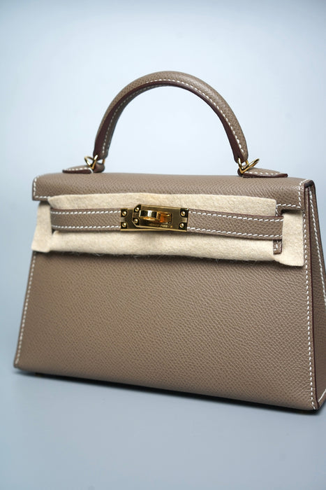 Hermes Kelly 20 in Etoupe Epsom Ghw