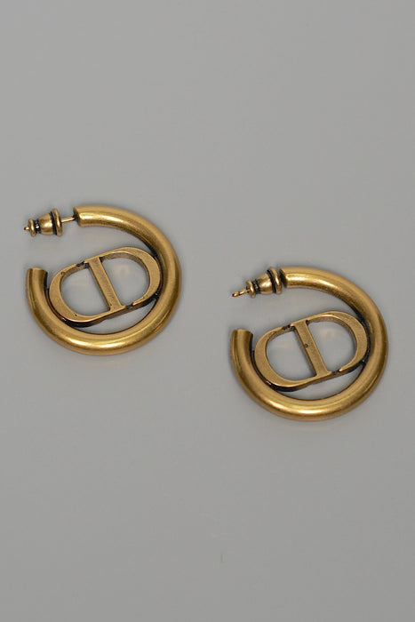 Dior 30 Montaigne Earrings (Brand New)