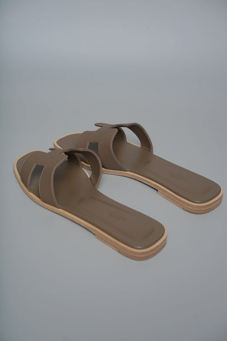 Hermes Oran Sandals in Etoupe Size 38.5 (Brand New)