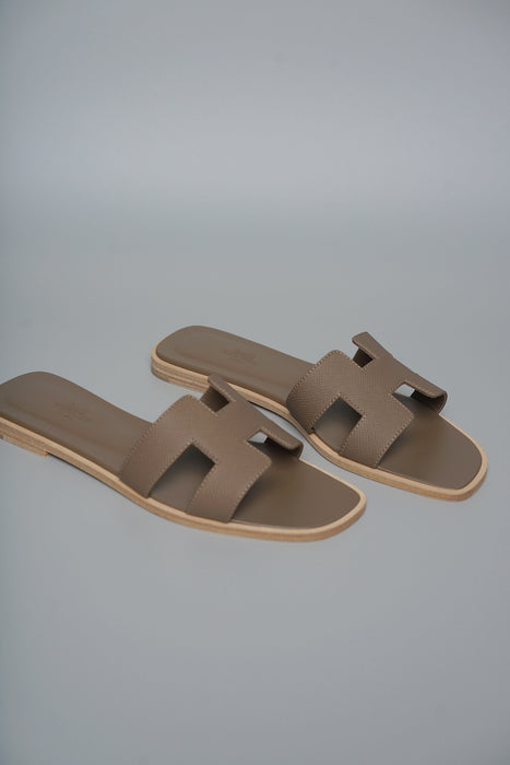 Hermes Oran Sandals in Etoupe Size 38.5 (Brand New)