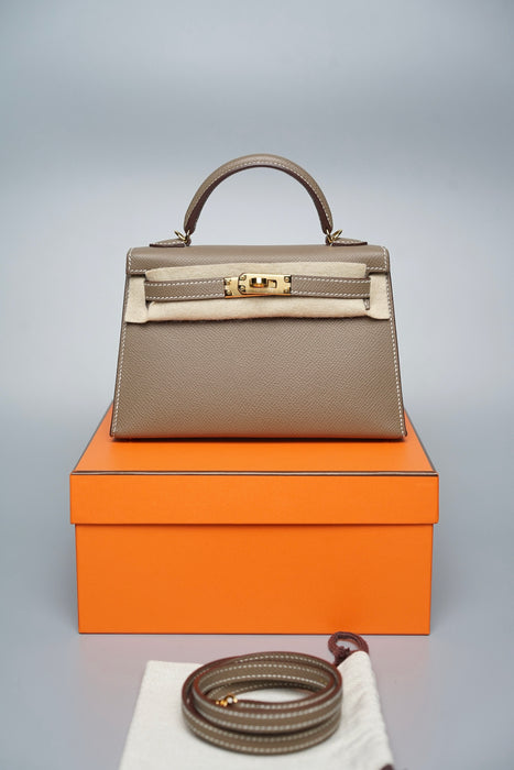 Hermes Kelly 20 in Etoupe Epsom Ghw