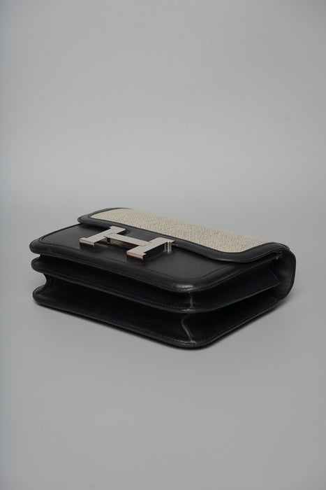 Hermes Constance 24 Toile in Noir Swift Phw