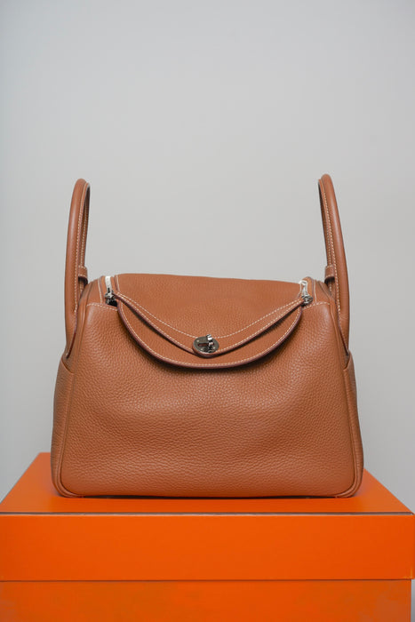 Hermes Lindy 30 in Gold Clemence Phw