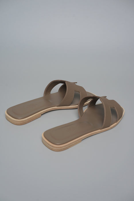 Hermes Oran Sandals in Etoupe Size 37 (Brand New)