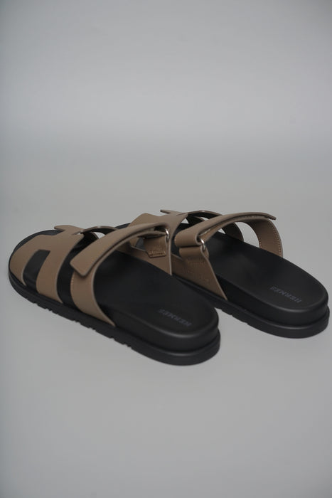 Hermes Chypre Sandals in Etoupe Size 39 (Brand New)