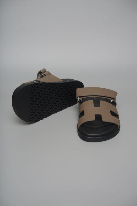 Hermes Chypre Sandals in Etoupe Size 39 (Brand New)