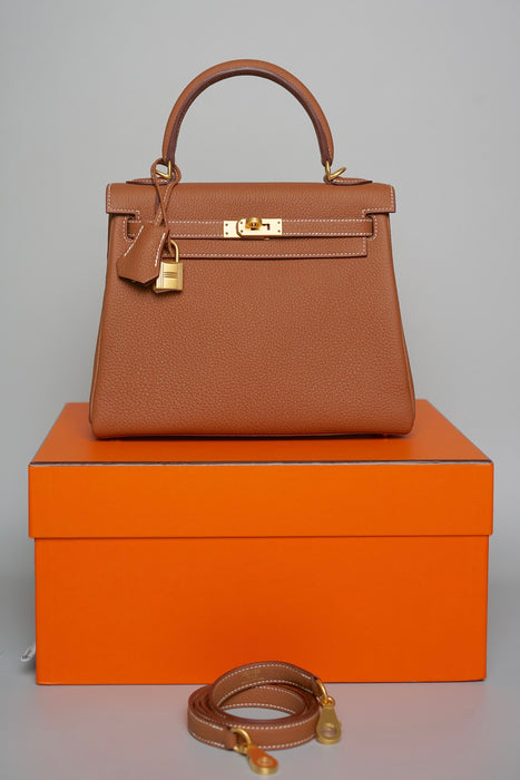 Hermes Kelly 25 in Gold Togo Bghw (Brand New)