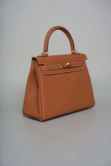 Hermes Kelly 25 in Gold Togo Bghw (Brand New)