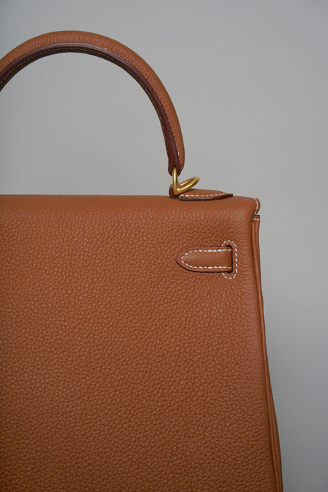 Hermes Kelly 25 in Gold Togo Bghw (Brand New)