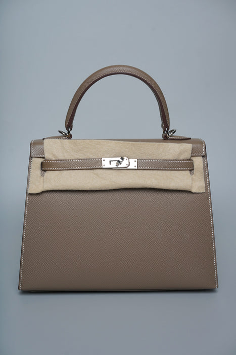 Hermes Kelly 25 Sellier in Etoupe Epsom Phw