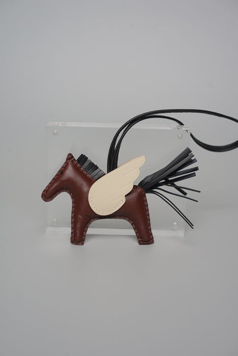 Hermes Pegase Charm PM in Terre/Noir/Craie (Brand New)