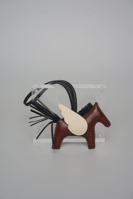 Hermes Pegase Charm PM in Terre/Noir/Craie (Brand New)