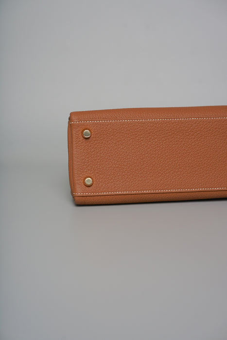 Hermes Kelly 25 in Gold Togo Bghw (Brand New)