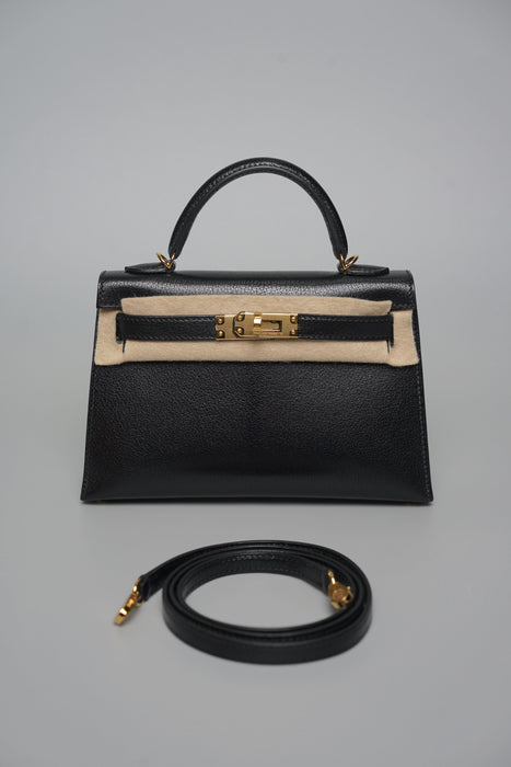 Hermes Kelly 20 in Noir Chevre Chamkila Ghw (Brand New)
