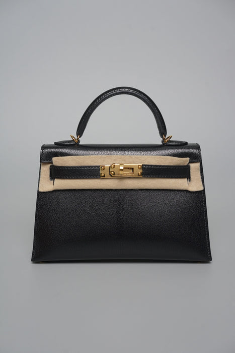 Hermes Kelly 20 in Noir Chevre Chamkila Ghw (Brand New)