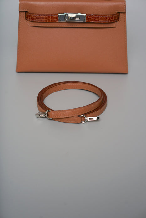 Hermes Kelly 20 Touch in Gold Madame/ Estruque Shiny Phw (Brand New)