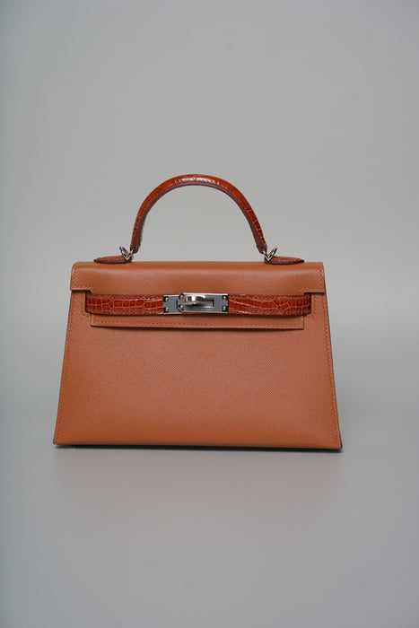 Hermes Kelly 20 Touch in Gold Madame/ Estruque Shiny Phw (Brand New)