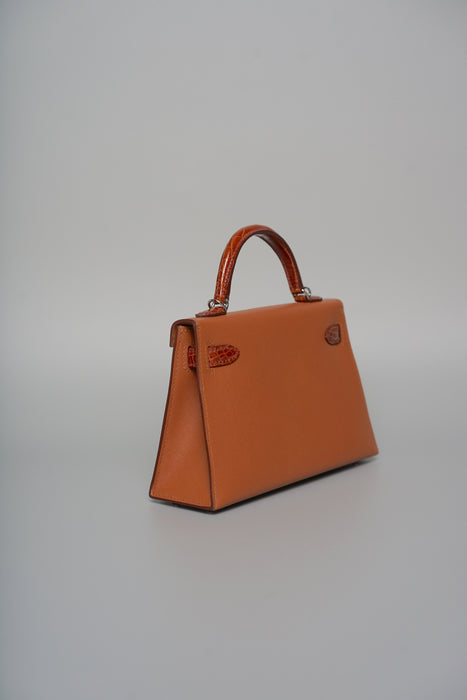 Hermes Kelly 20 Touch in Gold Madame/ Estruque Shiny Phw (Brand New)