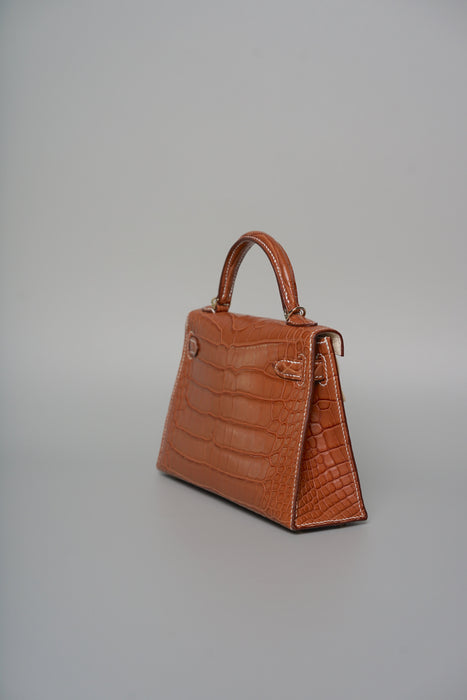 Hermes Kelly 20 HSS in Gold Matte Alligator Permabrass (Brand New)