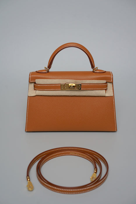 Hermes Kelly 20 in Gold Epsom Ghw (Brand New)