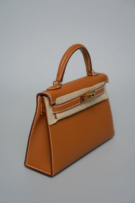 Hermes Kelly 20 in Gold Epsom Ghw (Brand New)