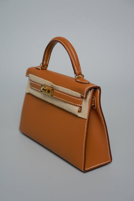 Hermes Kelly 20 in Gold Epsom Ghw (Brand New)
