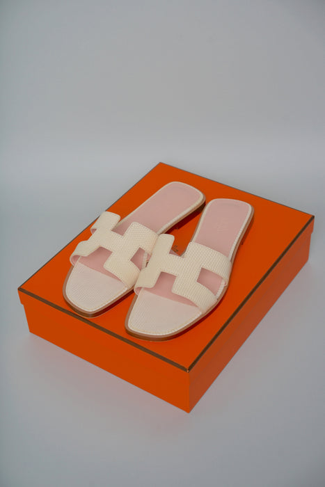 Hermes Oran Sandals in Rose Pale Size 37.5 (Brand New)