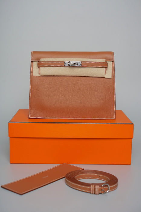 Hermes Kelly Danse in Gold Evercolor Phw (Brand New)