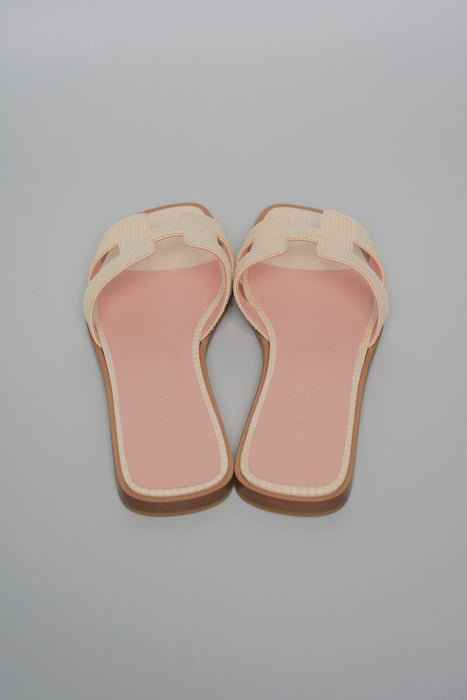 Hermes Oran Sandals in Rose Pale Size 37.5 (Brand New)