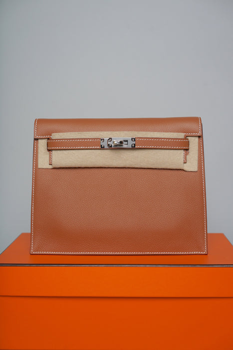 Hermes Kelly Danse in Gold Evercolor Phw (Brand New)