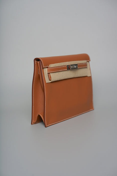 Hermes Kelly Danse in Gold Evercolor Phw (Brand New)