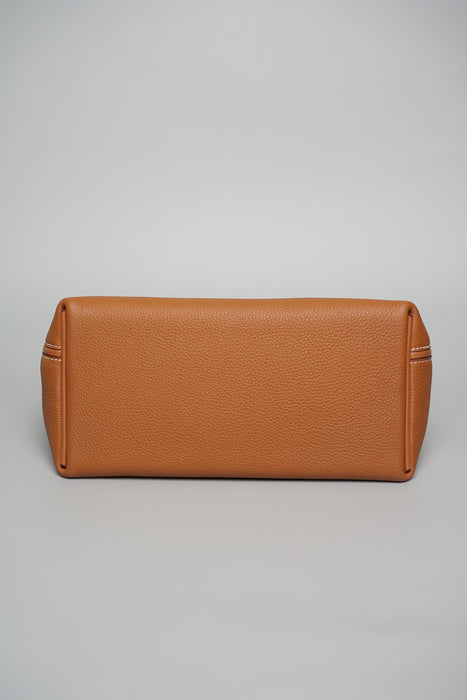 Hermes 2424-29 in Gold Ghw
