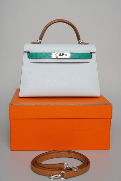Hermes Kelly 20 in Tricolor Bleu Brume /Vert Jade/Sesame Phw