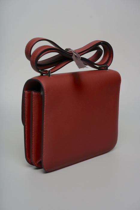 Hermes Constance 18 in Rouge H Swift Phw