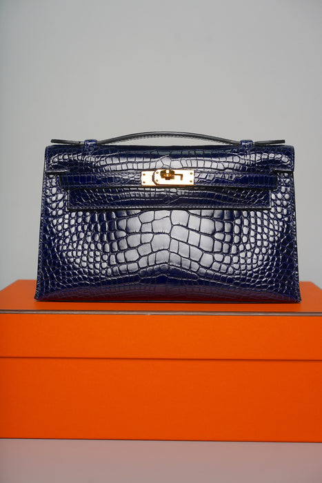 Hermes Kelly Pochette in Blue Marine Shiny Alligator Ghw