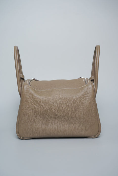 Hermes Lindy 26 in Etoupe Phw