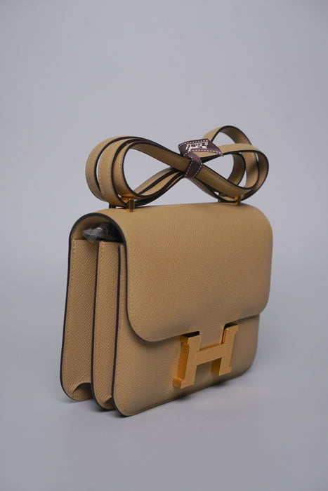Hermes Constance 18 in Poussiere Ghw (Brand New)