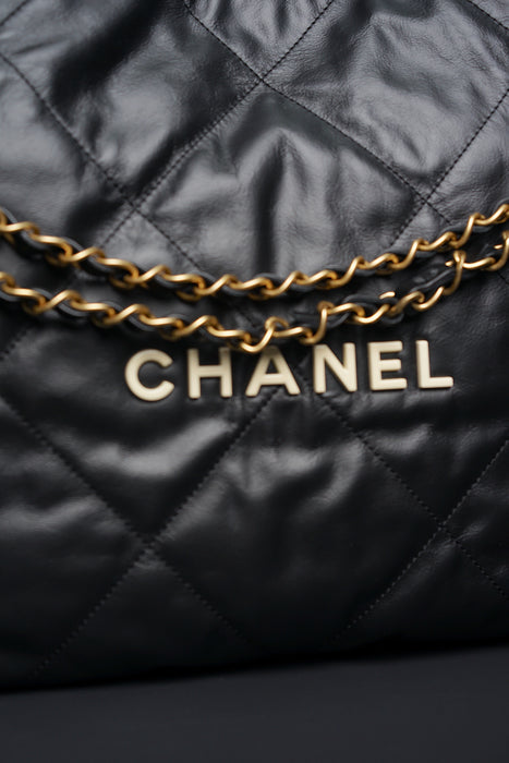 Chanel 22 Small in Black Ghw