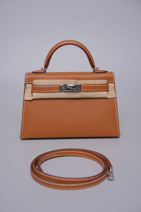 Hermes Kelly 20 in Gold Epsom Phw (Brand New)