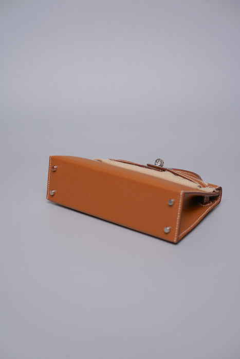 Hermes Kelly 20 in Gold Epsom Phw (Brand New)