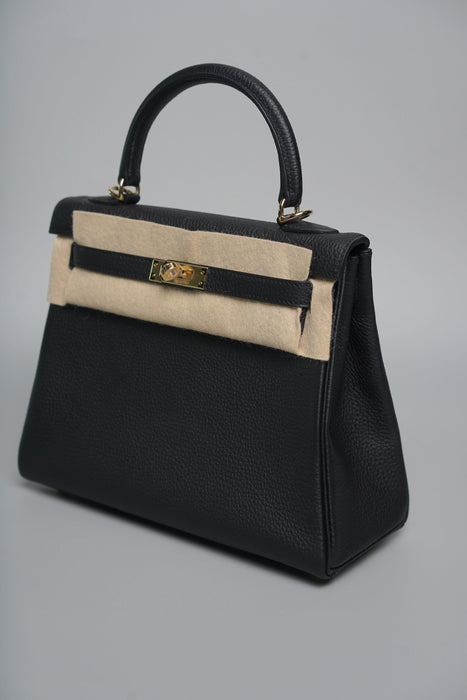 Hermes Kelly 25 in Noir Togo Permabrass (Brand New)