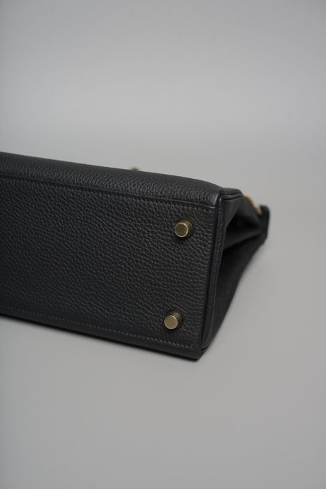 Hermes Kelly 25 in Noir Togo Permabrass (Brand New)