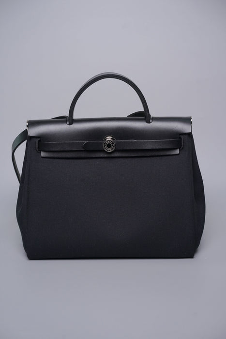 Hermes Herbag 31 in Noir Phw