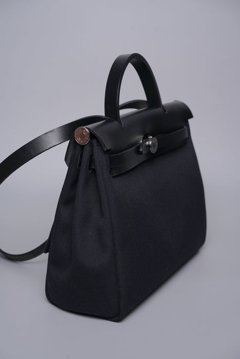 Hermes Herbag 31 in Noir Phw
